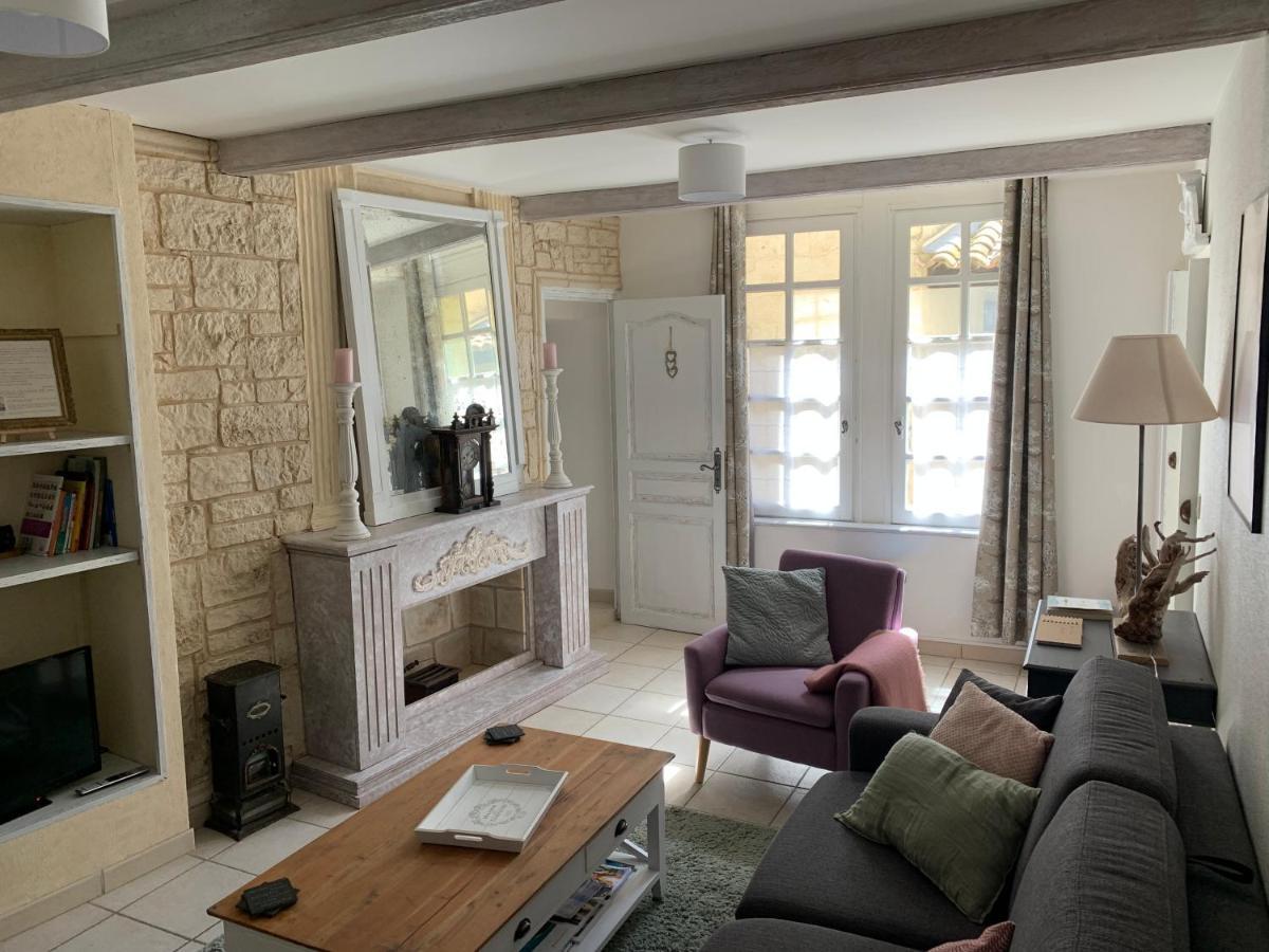 Uzes A Pied, Appartement Dans Cadre D'Exception 외부 사진